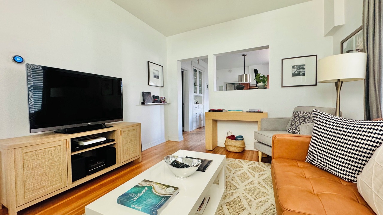 Photo of Livingroom in Villa Park