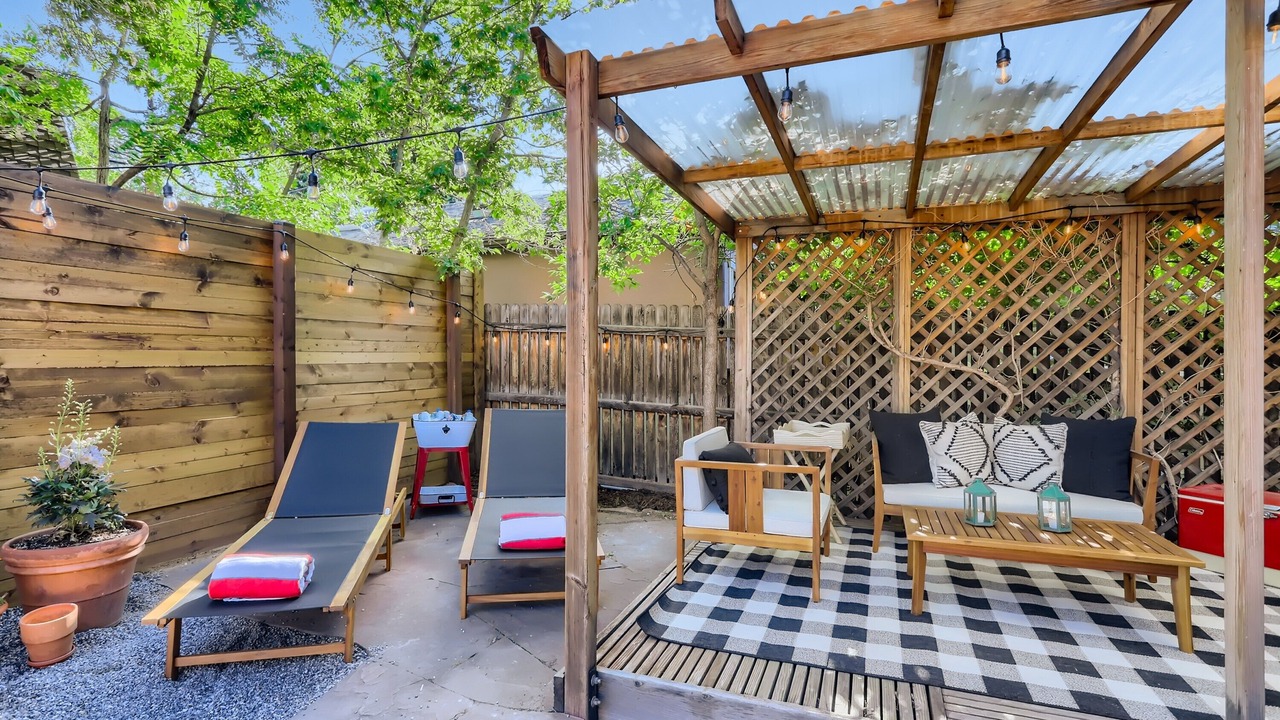 Photo of Patio Balcony in Lyons