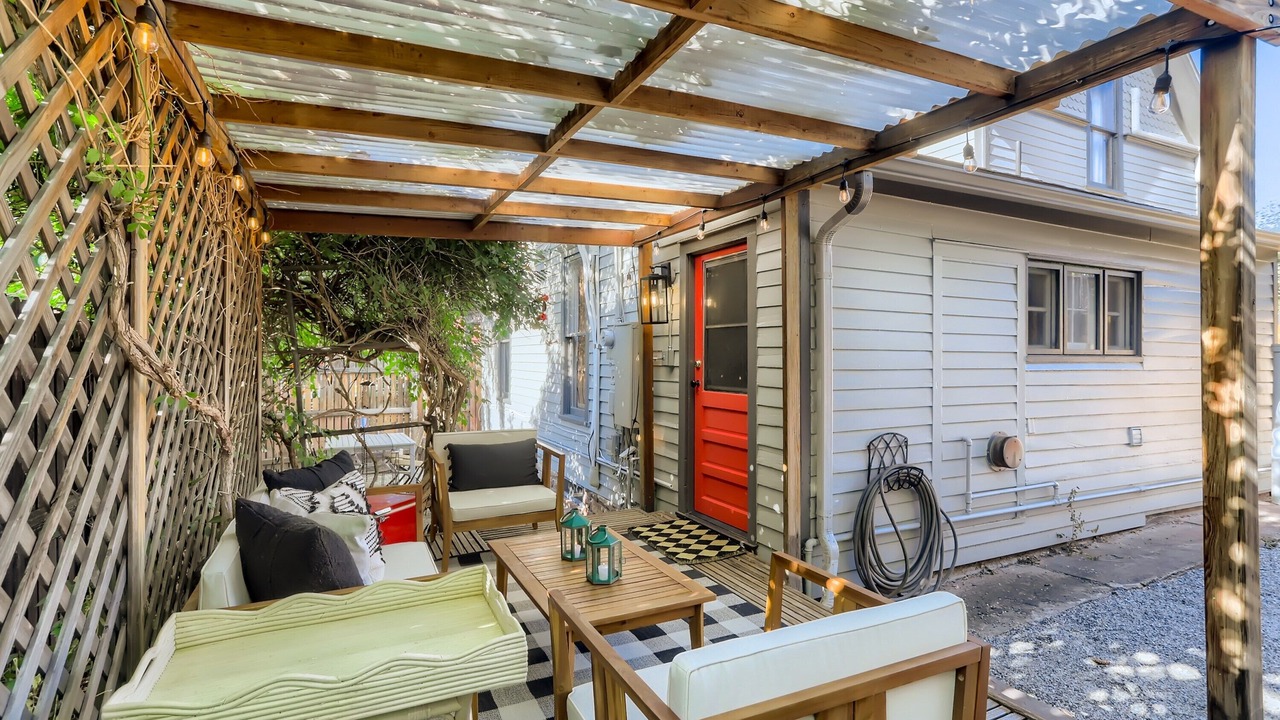 Photo of Patio Balcony in Lyons