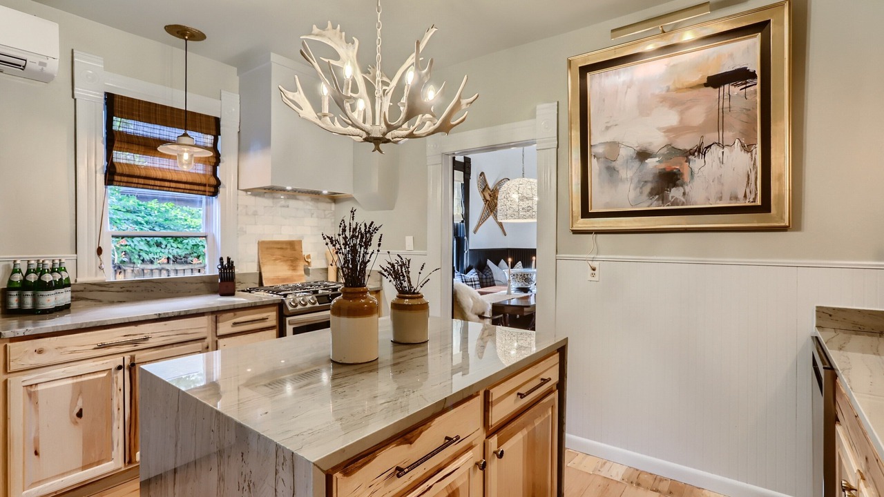 Photo of Kitchen in Lyons