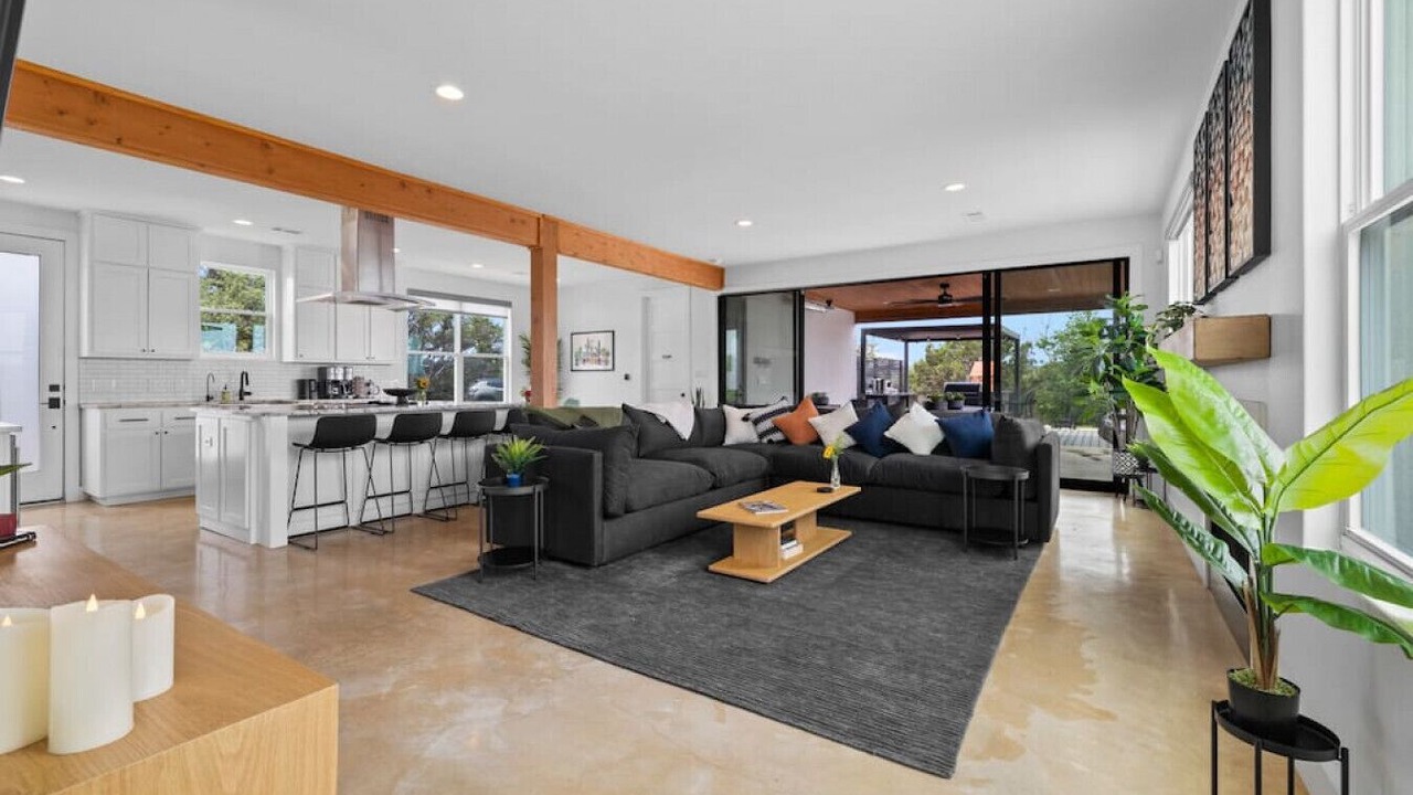 Photo of Livingroom in Driftwood