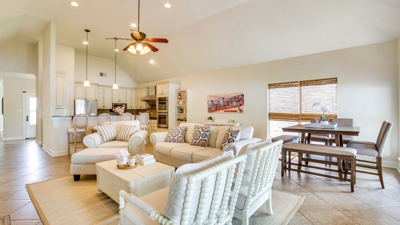 Photo of Livingroom in Slidell