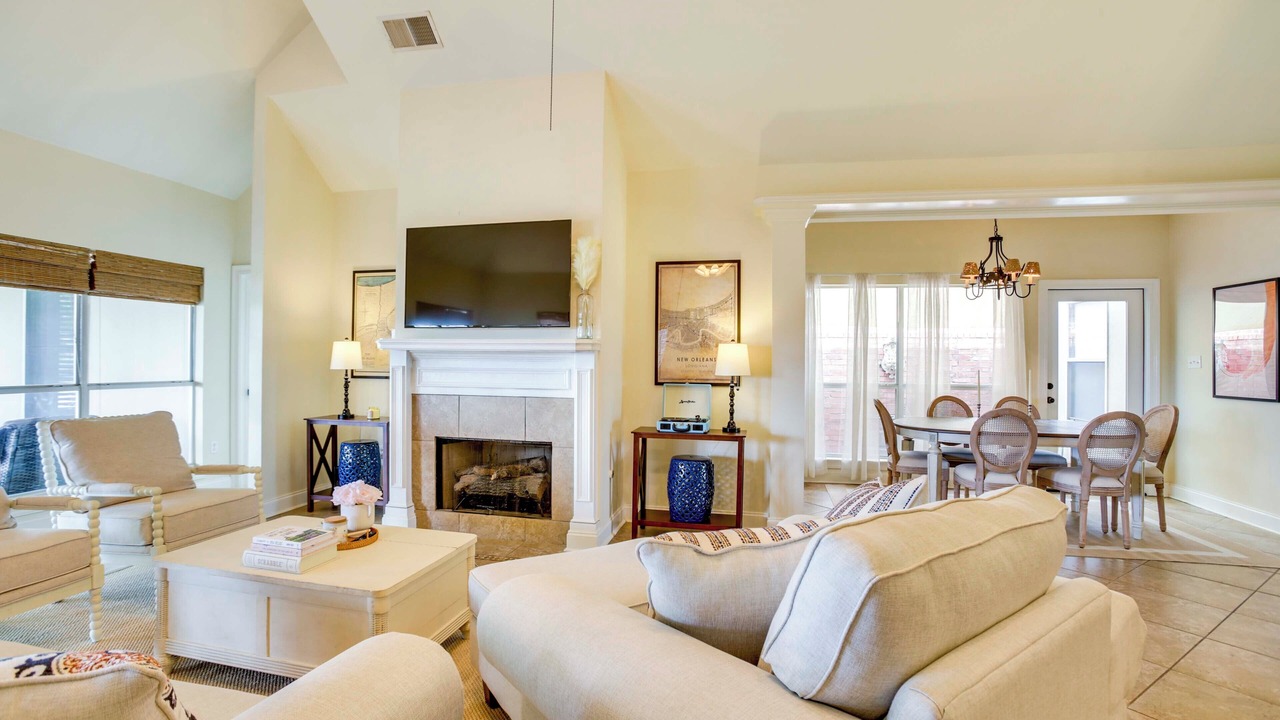 Photo of Livingroom in Slidell