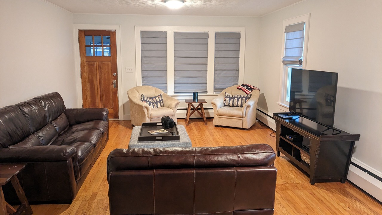 Photo of Livingroom in Pittsfield