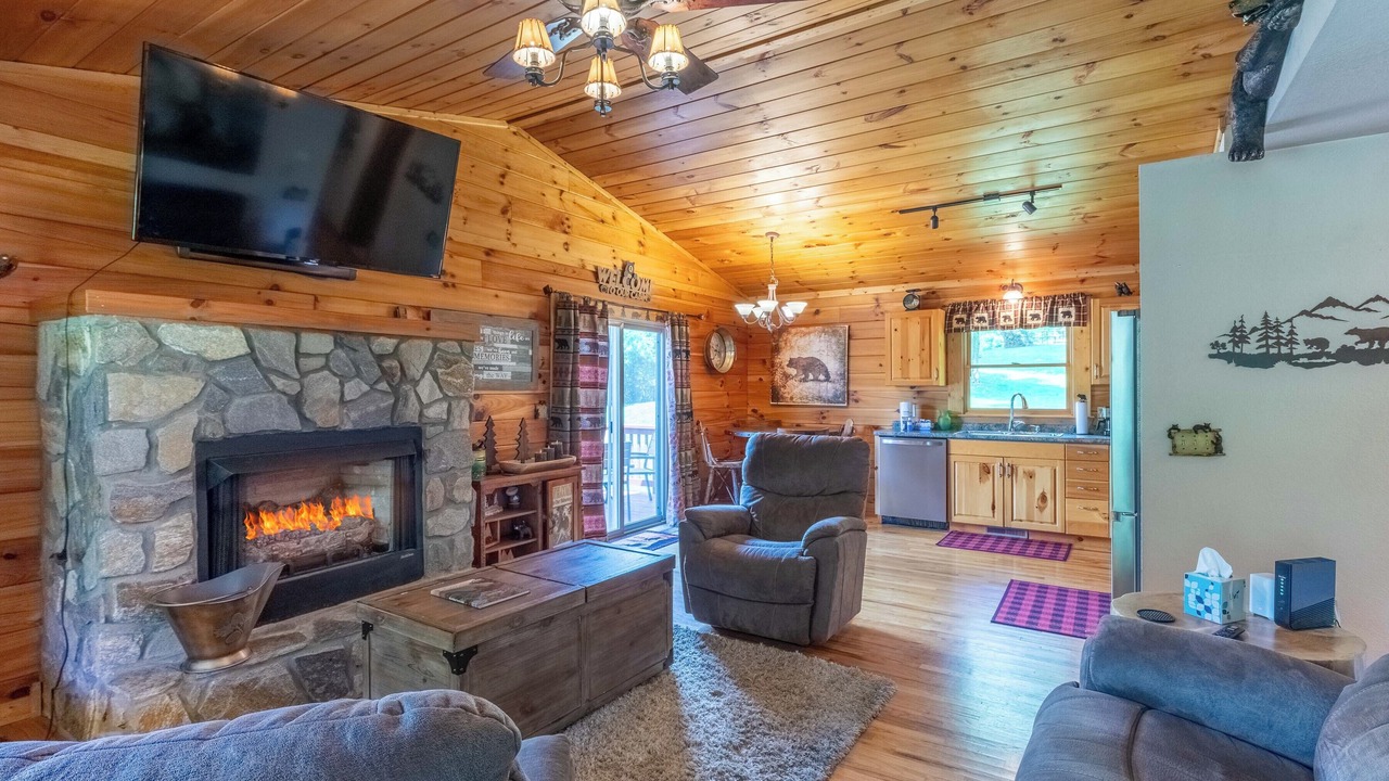 Photo of Livingroom in Qualla