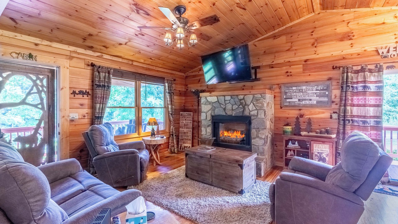 Photo of Livingroom in Qualla