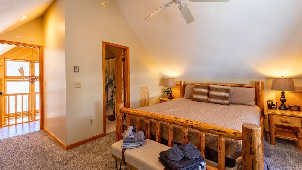 Photo of Bedroom in Slaty Fork