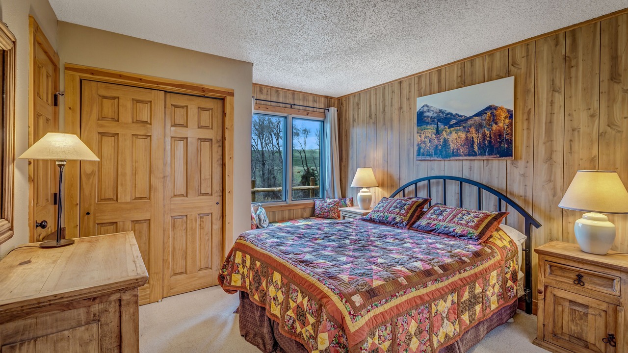 Photo of Bedroom in Clark