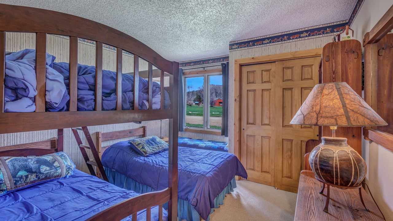 Photo of Bedroom in Clark