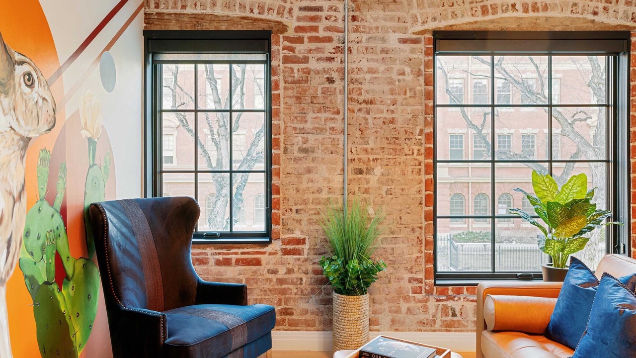 Photo of Livingroom in Golden Triangle