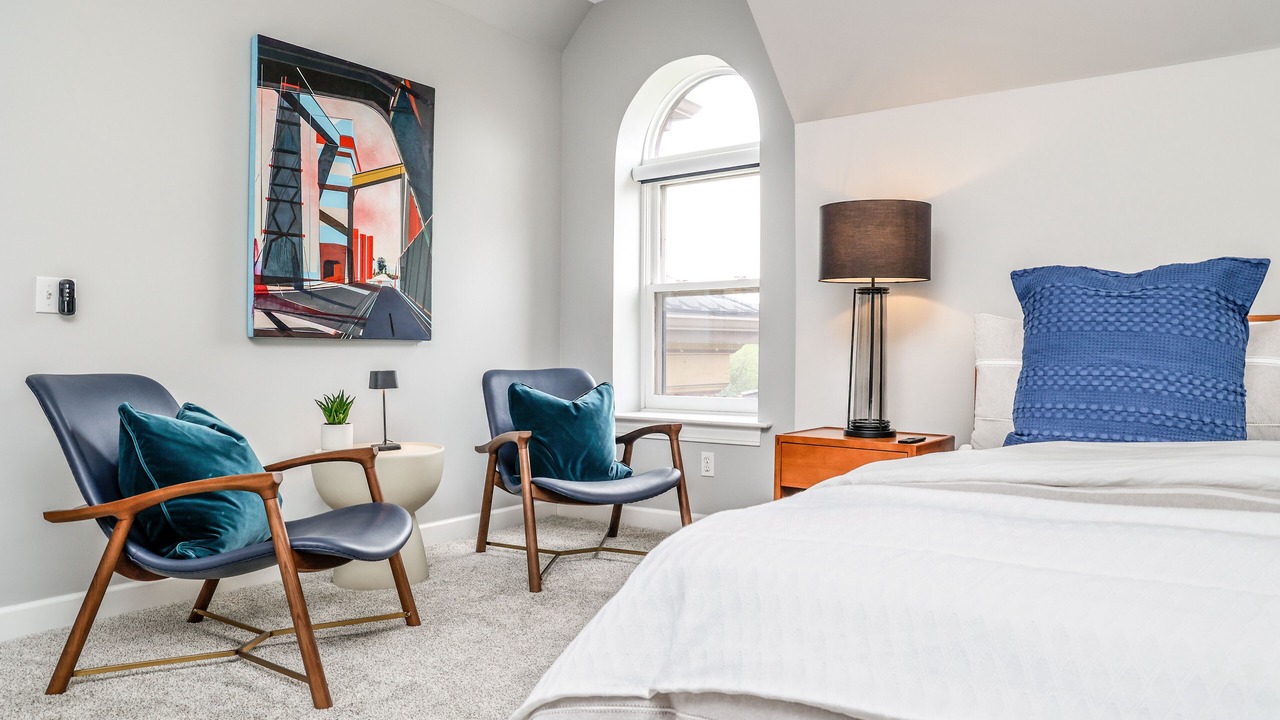 Photo of Bedroom in Midtown