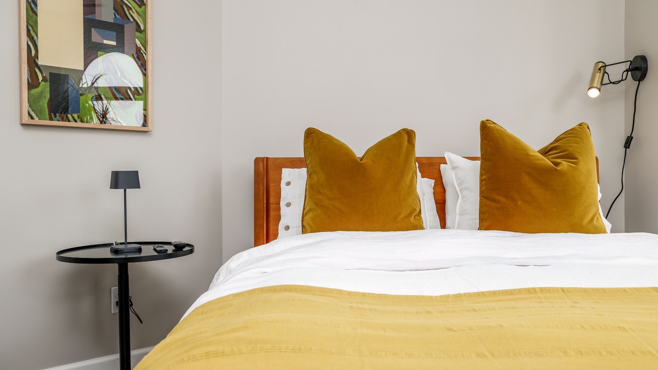 Photo of Bedroom in Midtown