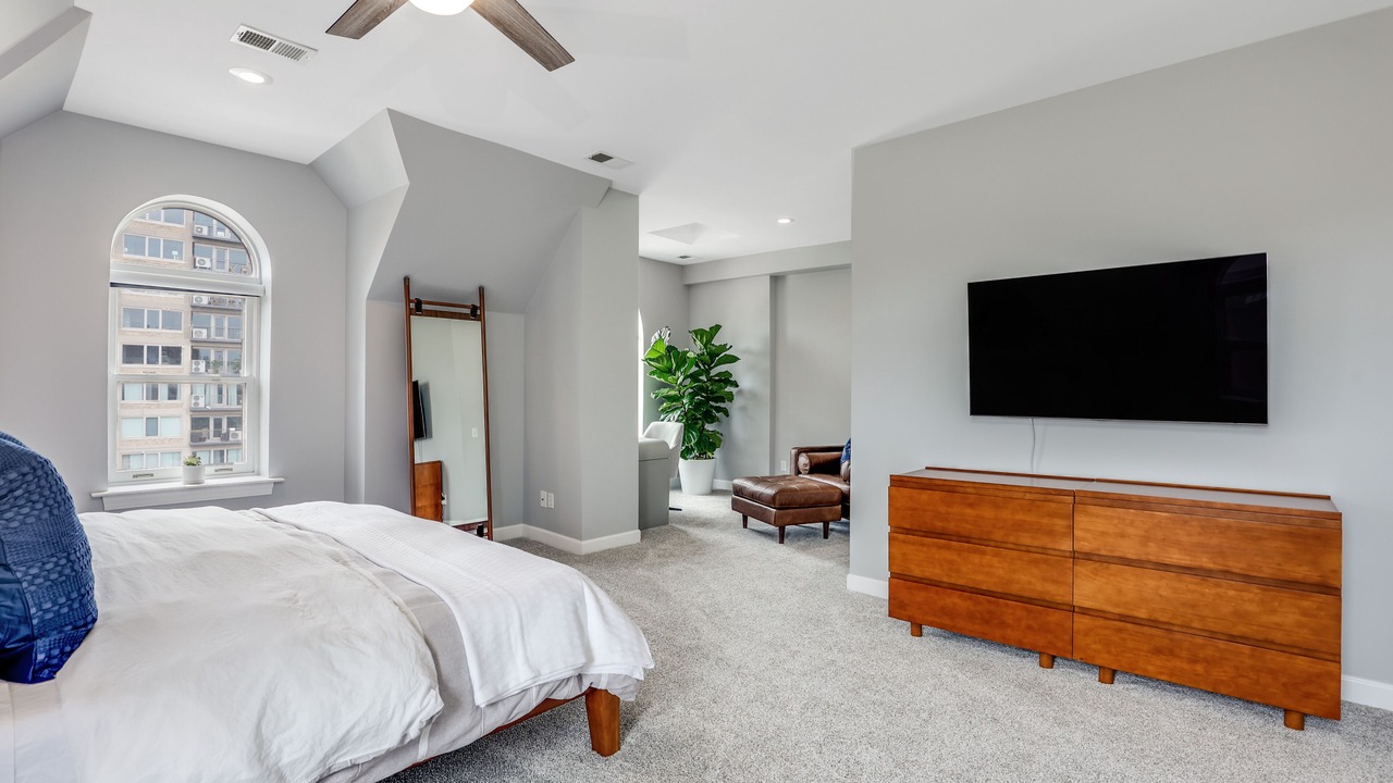 Photo of Bedroom in Midtown