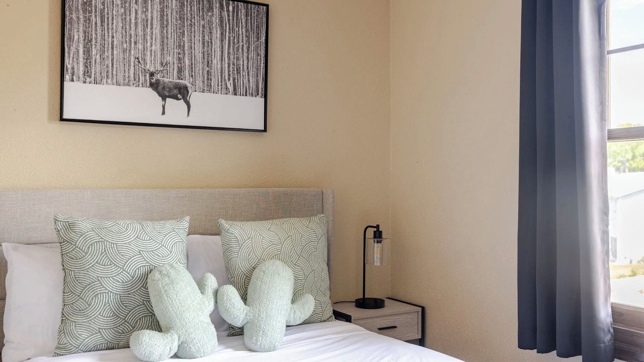 Photo of Bedroom in North Central Westminster