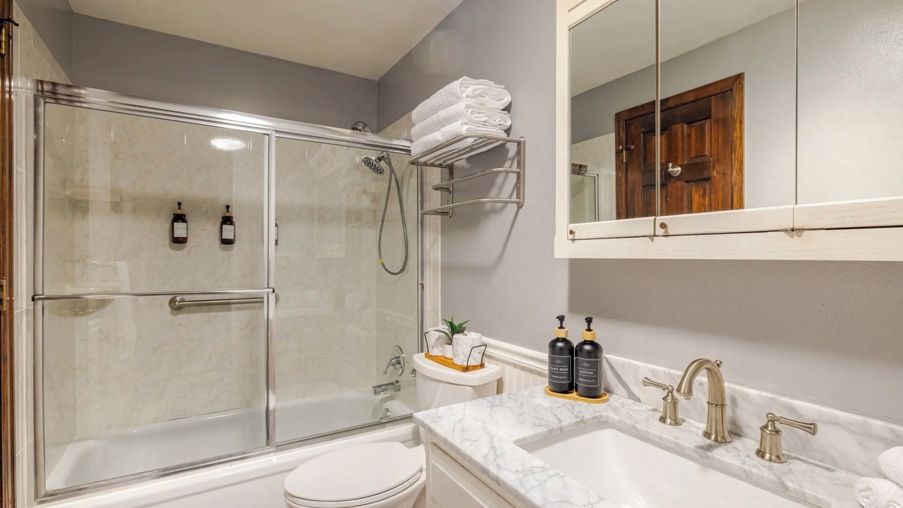 Photo of Bathroom in North Central Westminster