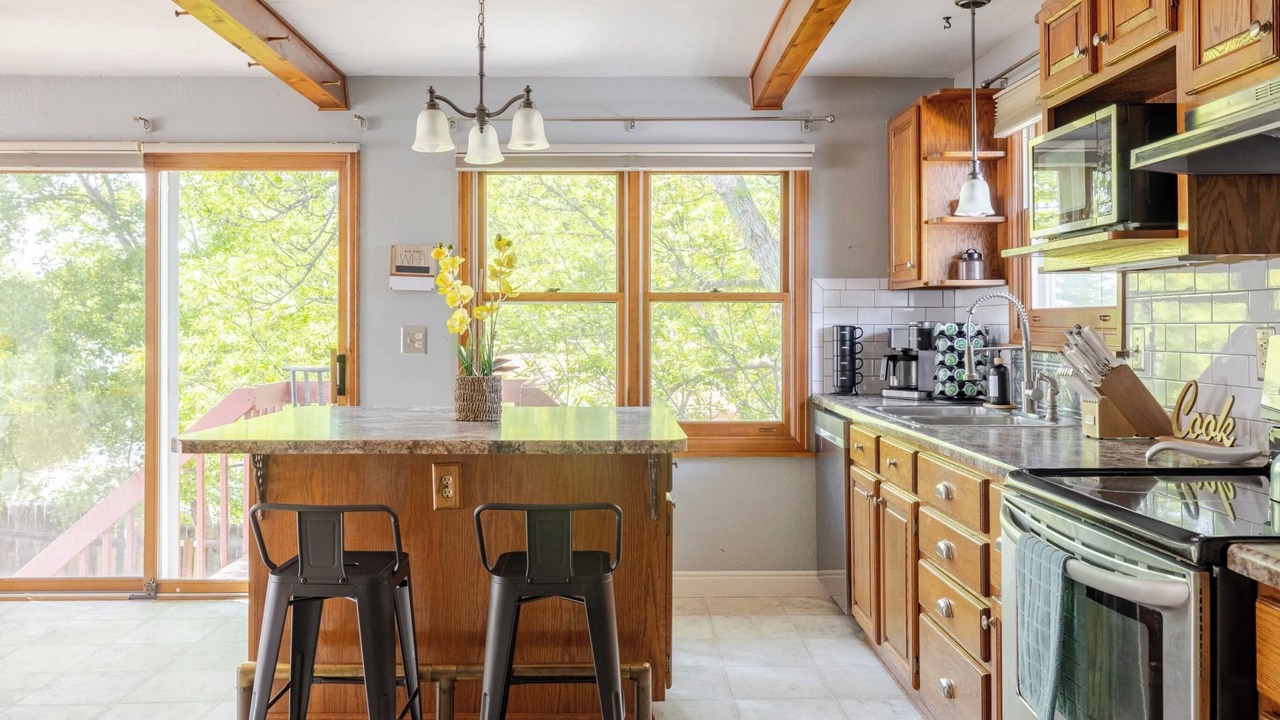 Photo of Kitchen in North Central Westminster