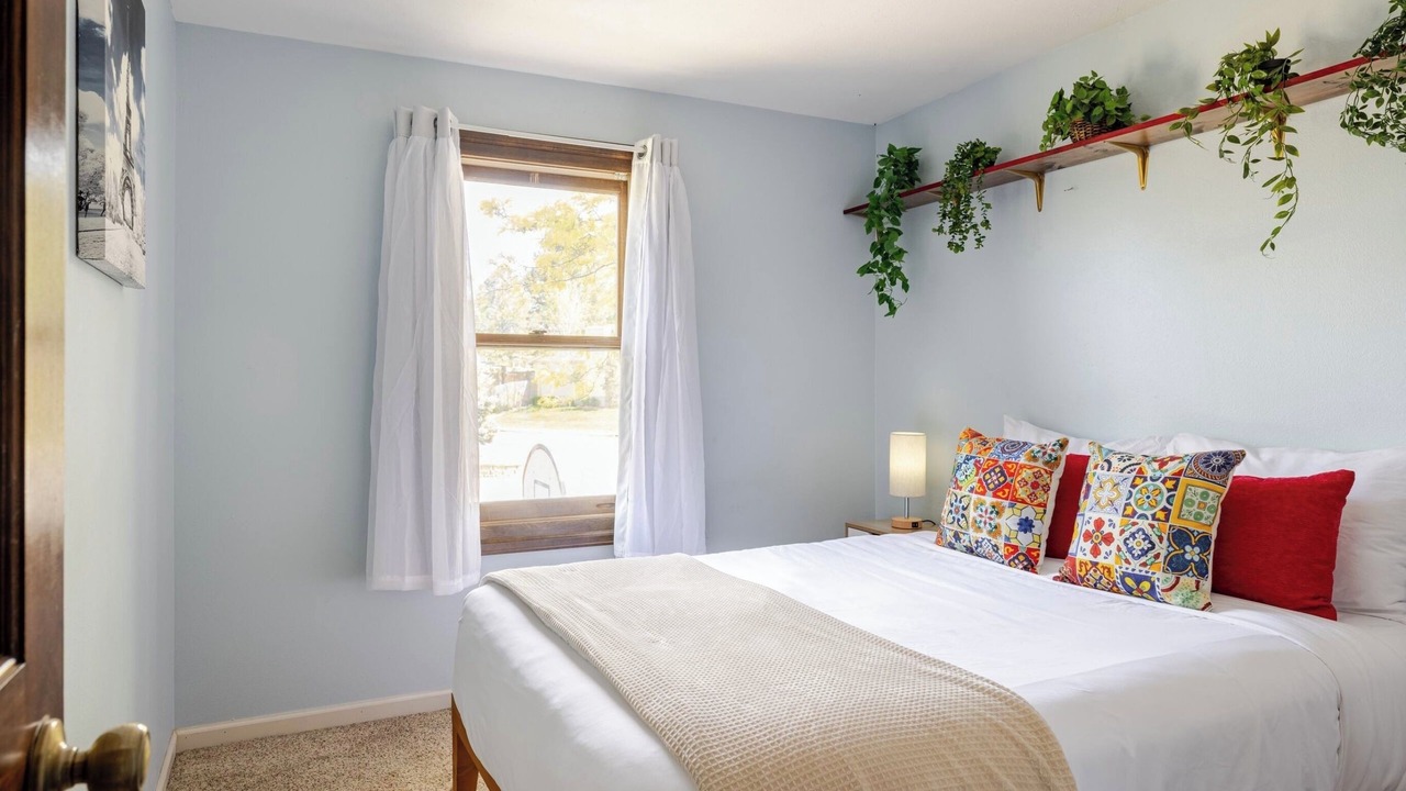 Photo of Bedroom in North Central Westminster