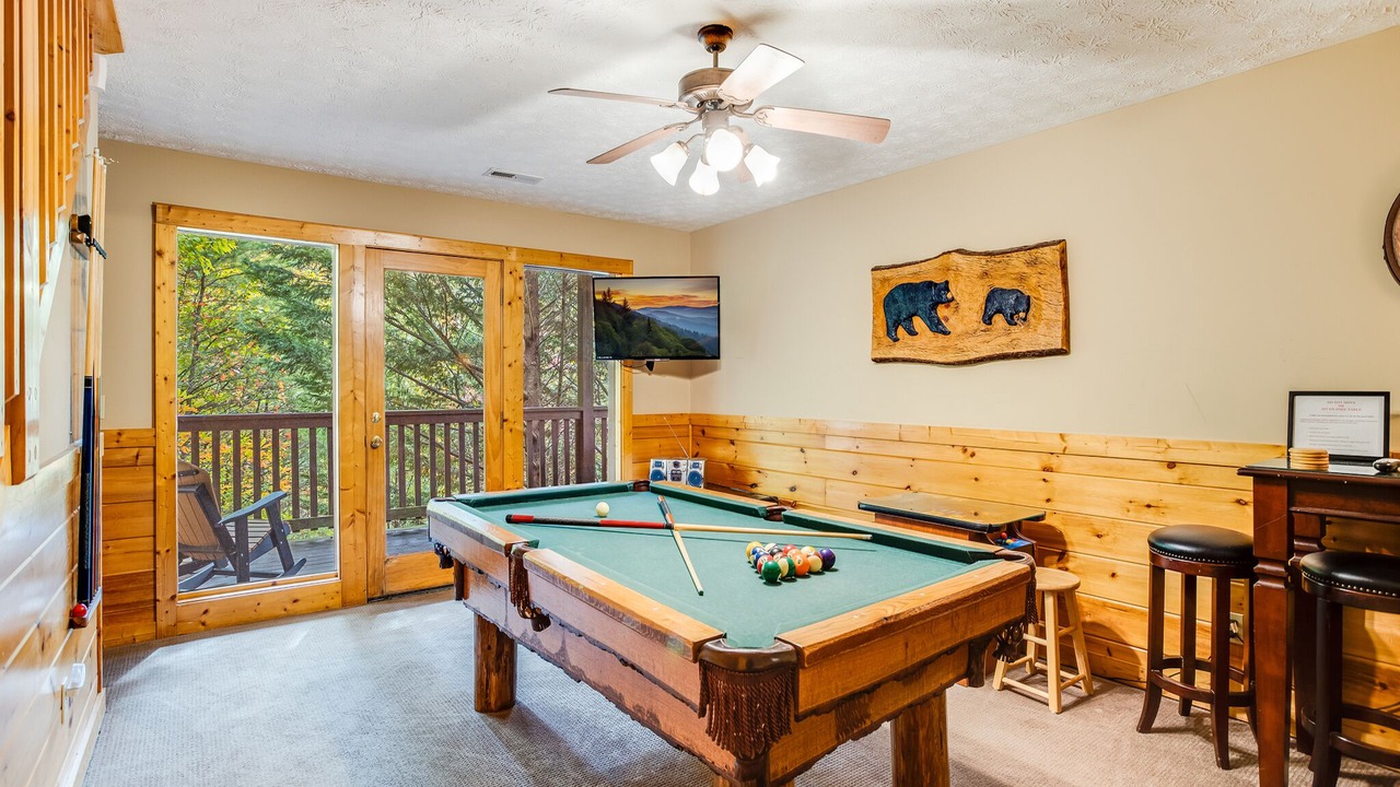 Photo of Bedroom in Black Bear Falls