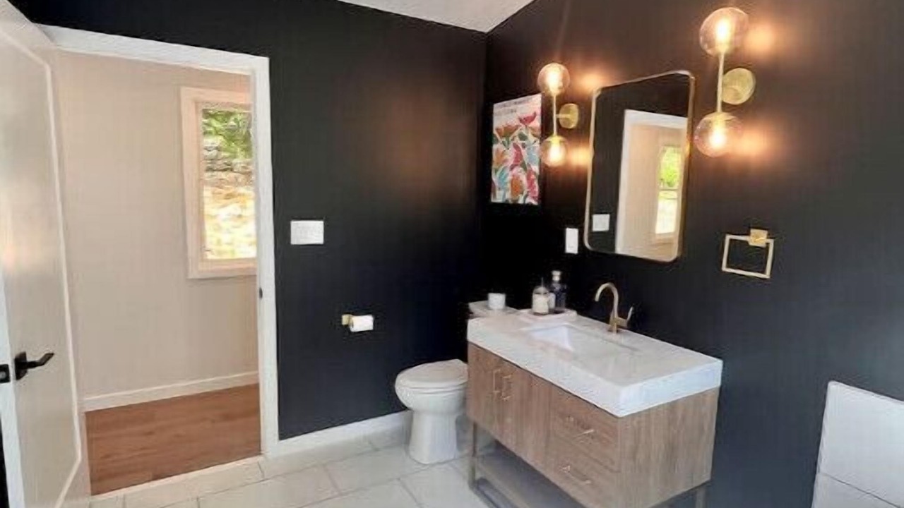 Photo of Bathroom in Wardensville