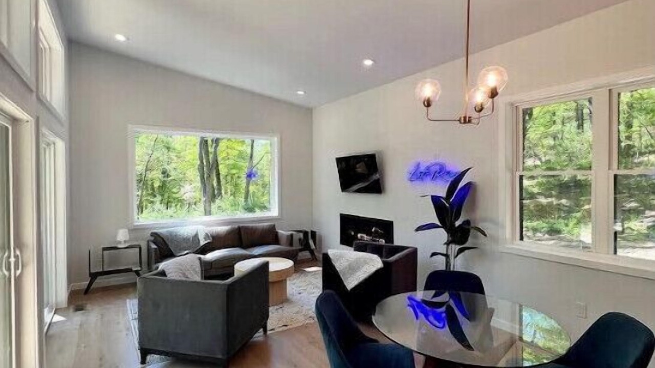 Photo of Livingroom in Wardensville