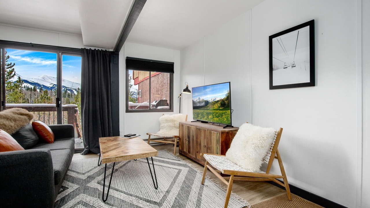 Photo of Livingroom in Dunkin Hill