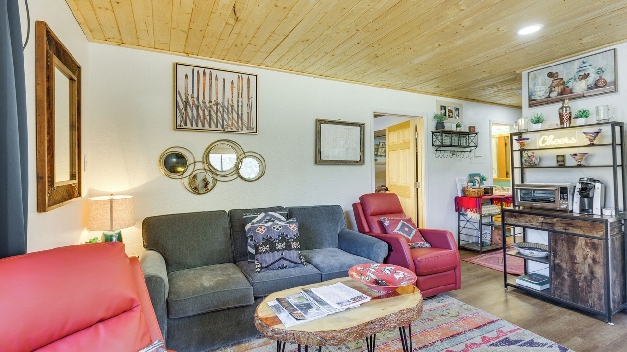 Photo of Bedroom in Red River
