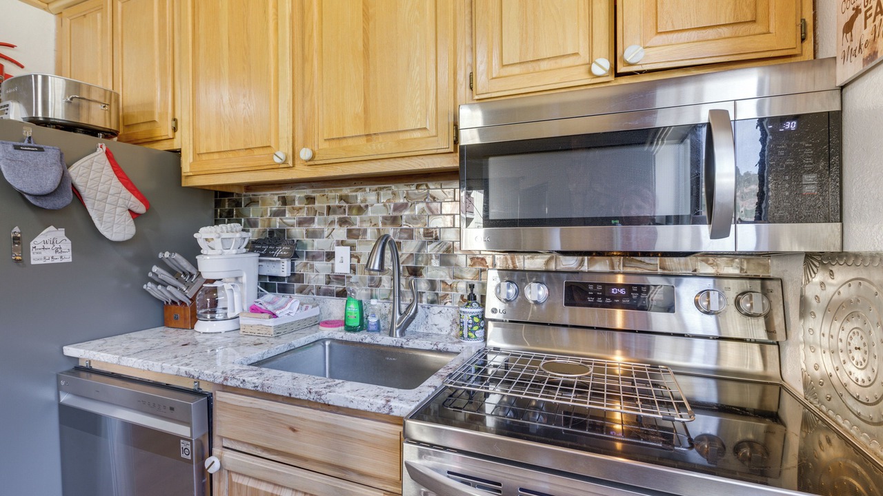 Photo of Kitchen in Red River