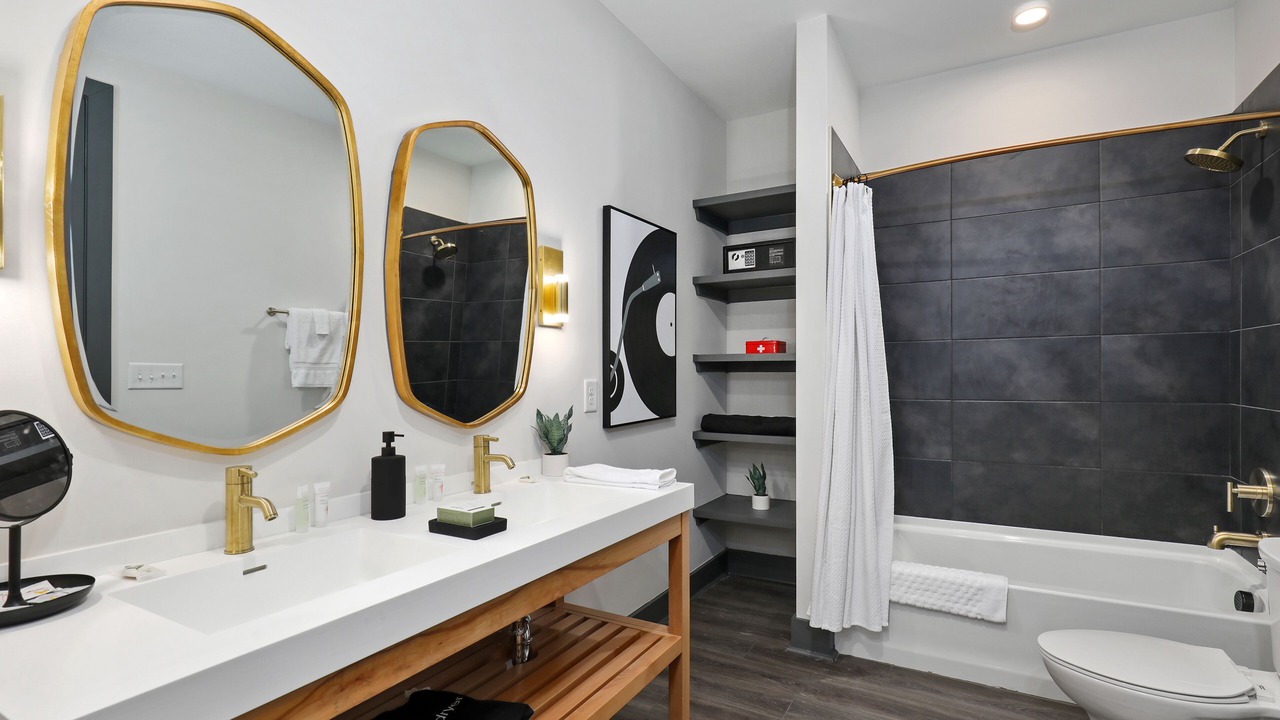 Photo of Bathroom in Rolling Mill Hill