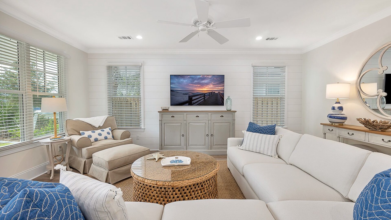 Photo of Livingroom in Saint Simons Heights