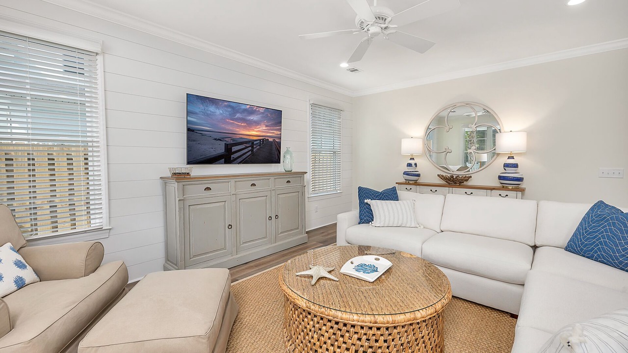 Photo of Livingroom in Saint Simons Heights