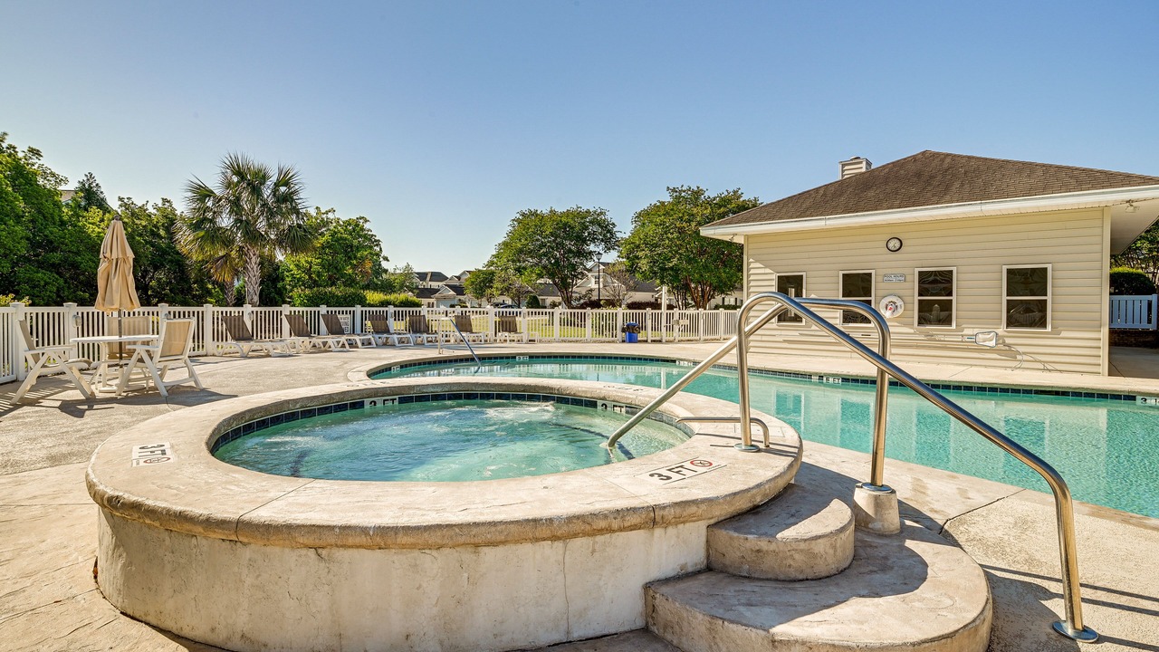 Photo of Outdoor in Red Hill