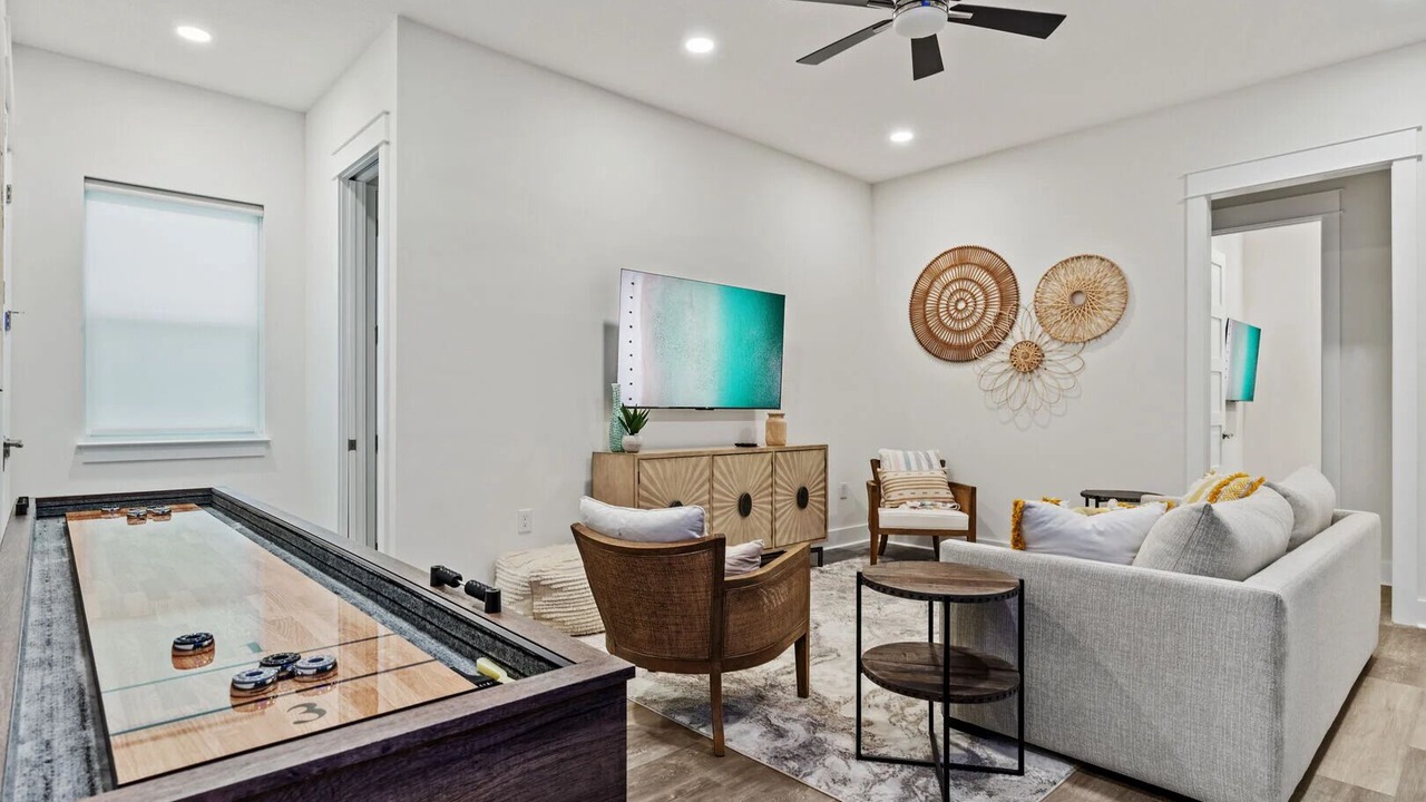 Photo of Livingroom in Hollywood Beach