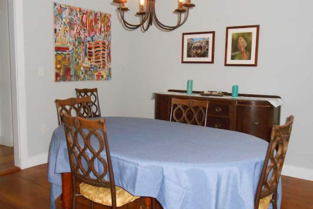 Photo of Bedroom in Easthampton