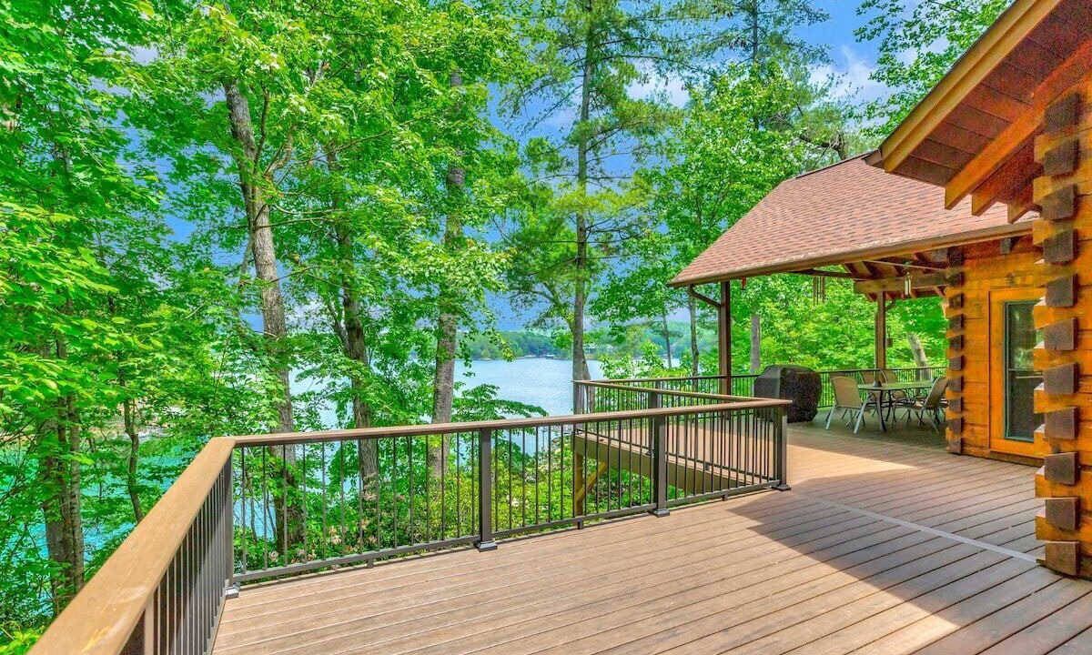 Photo of Patio Balcony in Turtlehead