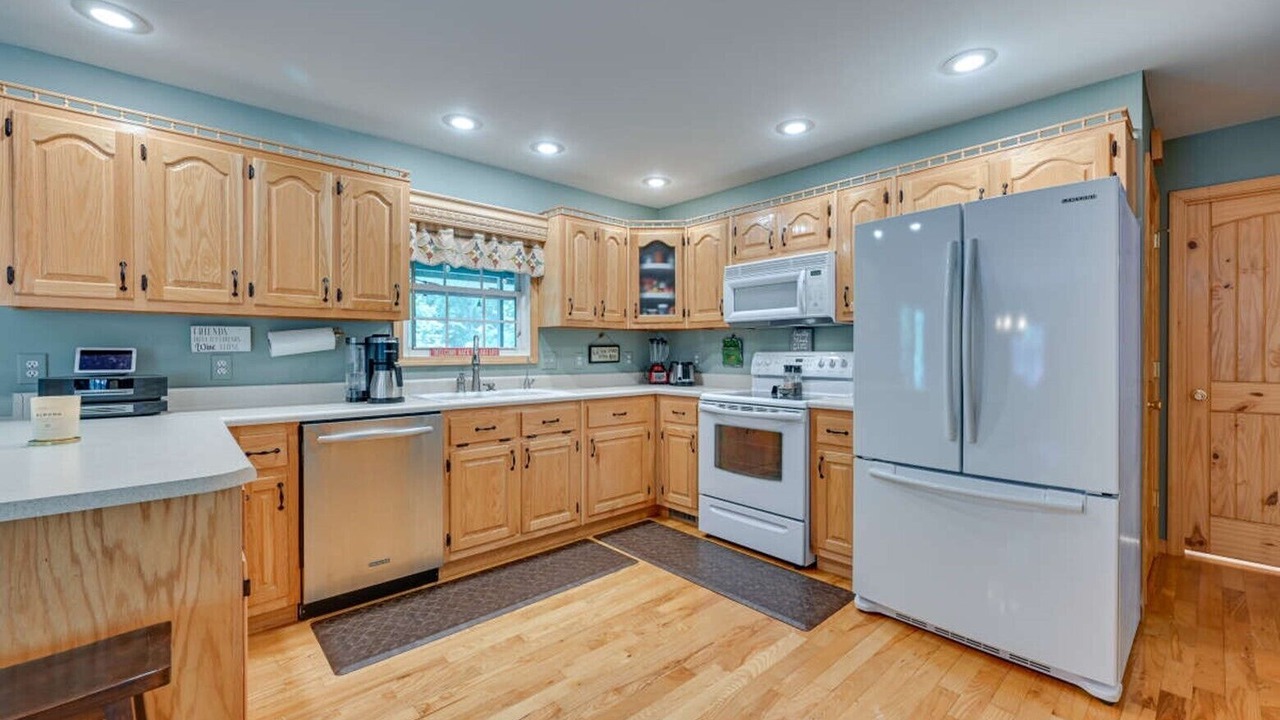 Photo of Kitchen in Byrdstown