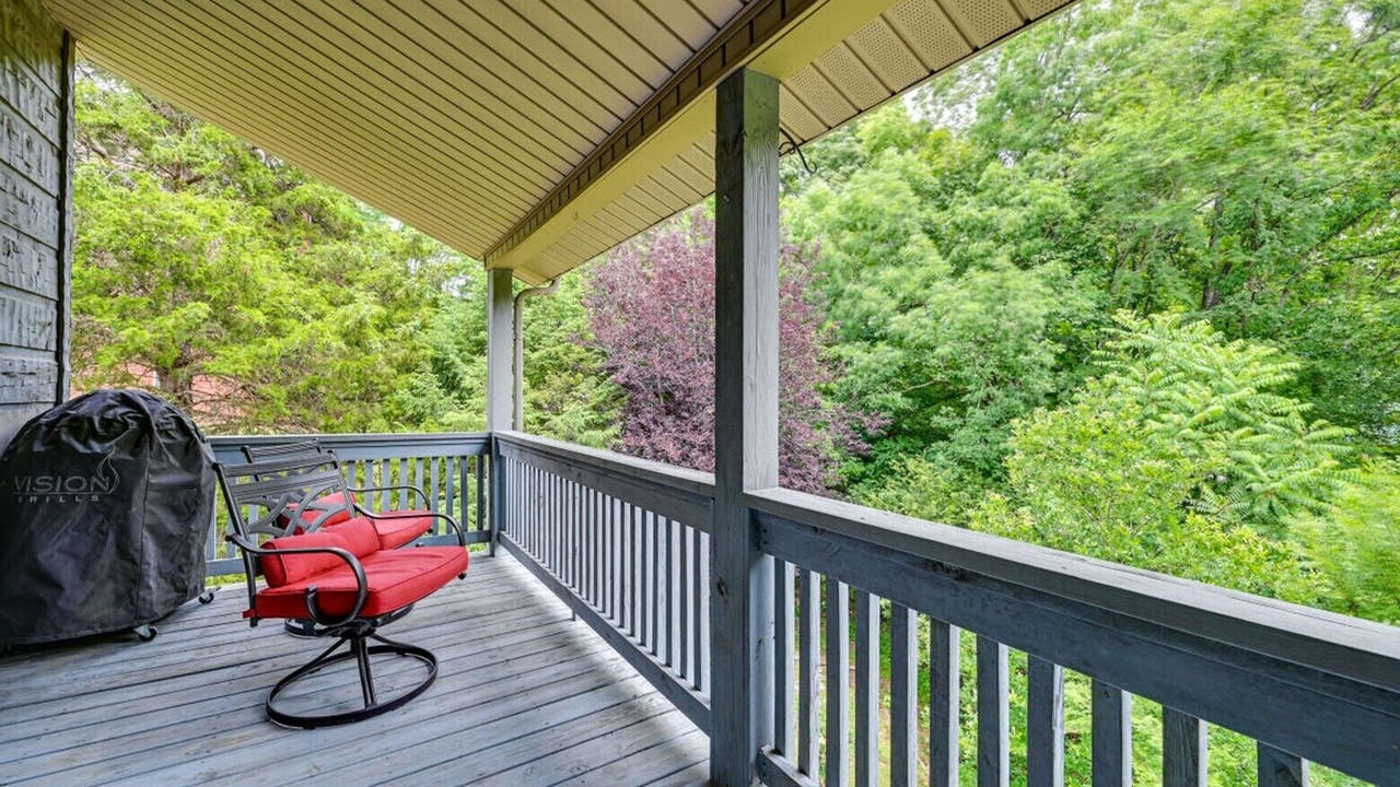 Photo of Outdoor in Byrdstown