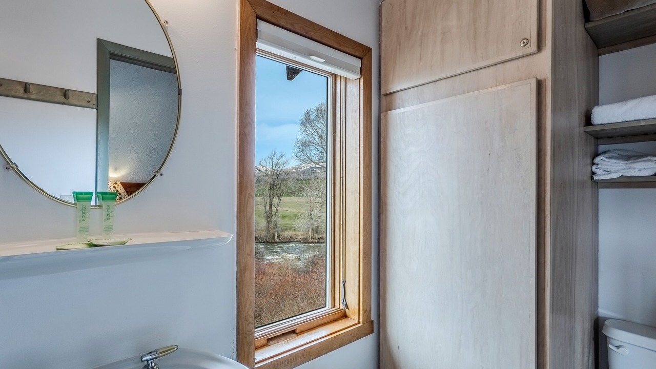 Photo of Bathroom in Clark