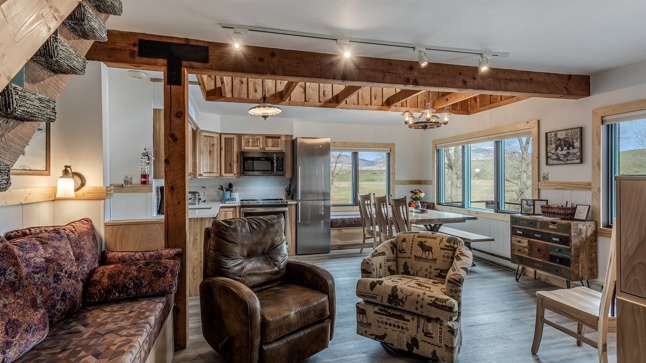 Photo of Livingroom in Clark