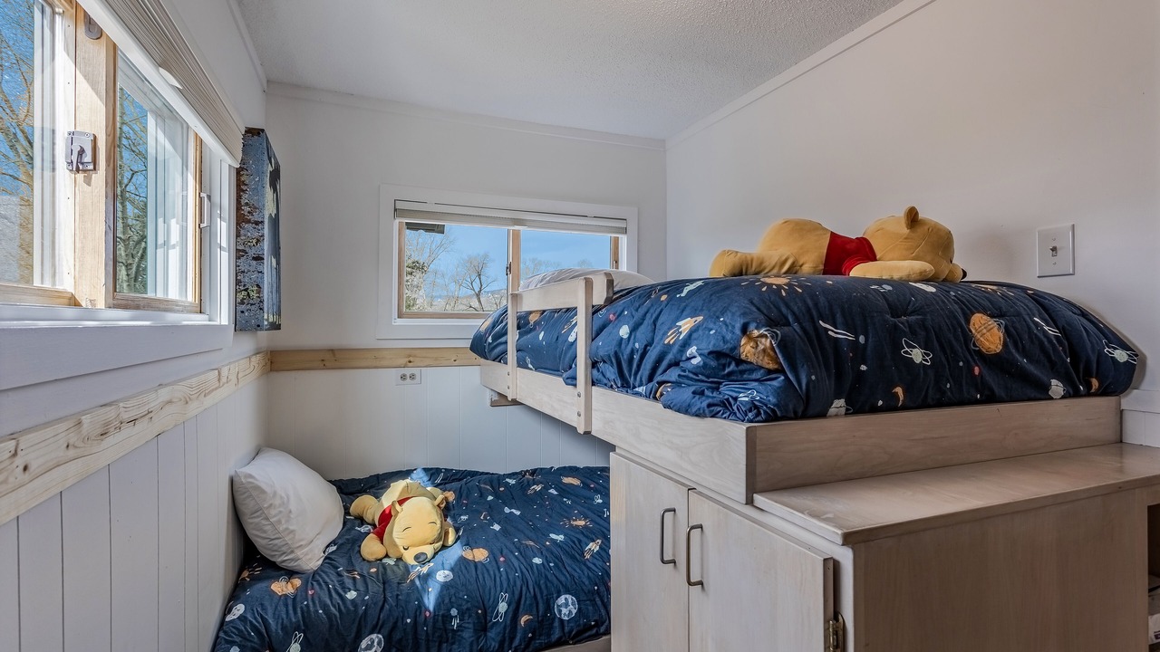 Photo of Bedroom in Clark