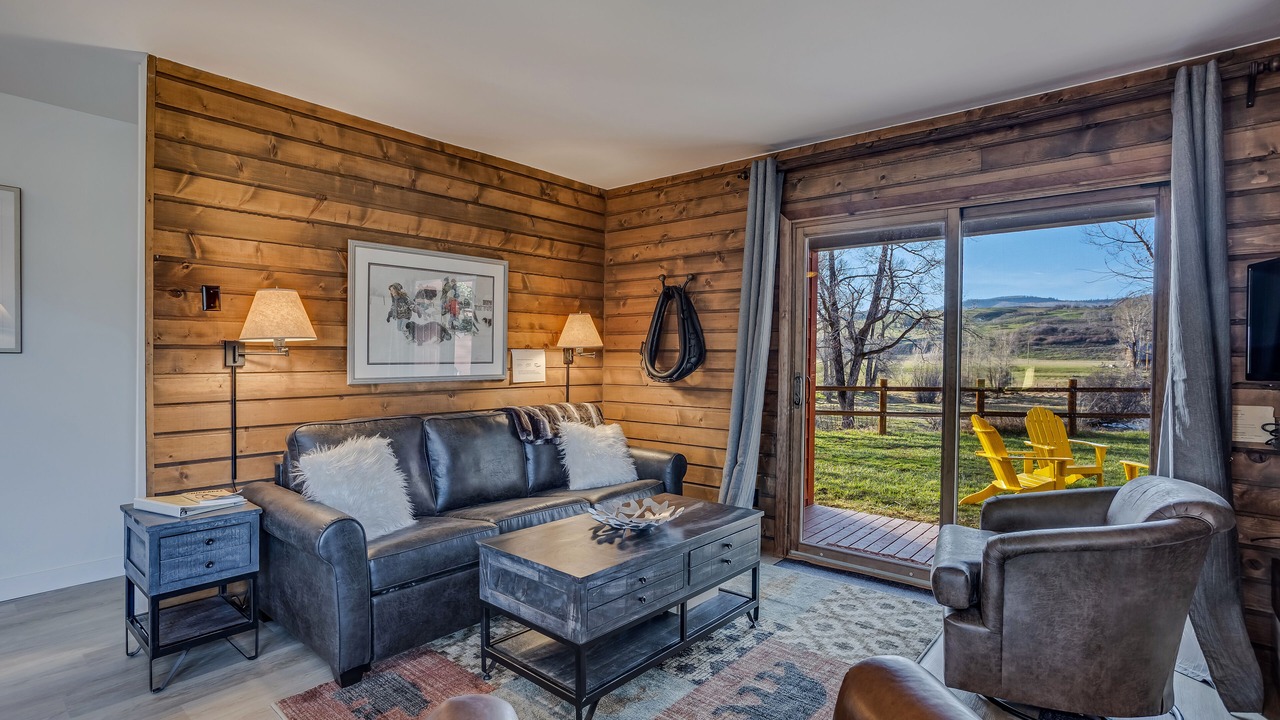 Photo of Livingroom in Clark