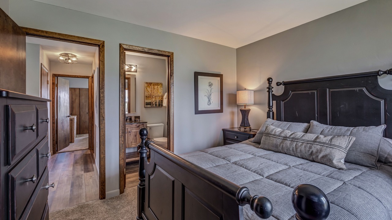 Photo of Bedroom in Clark