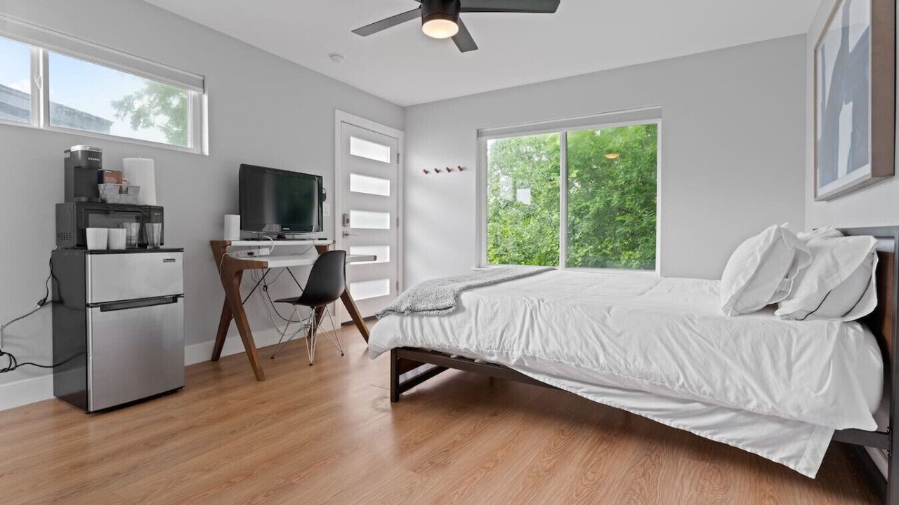 Photo of Bedroom in MLK