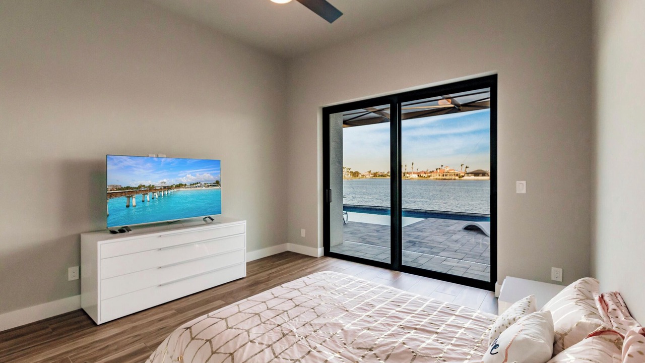 Photo of Bedroom in Eight Lakes