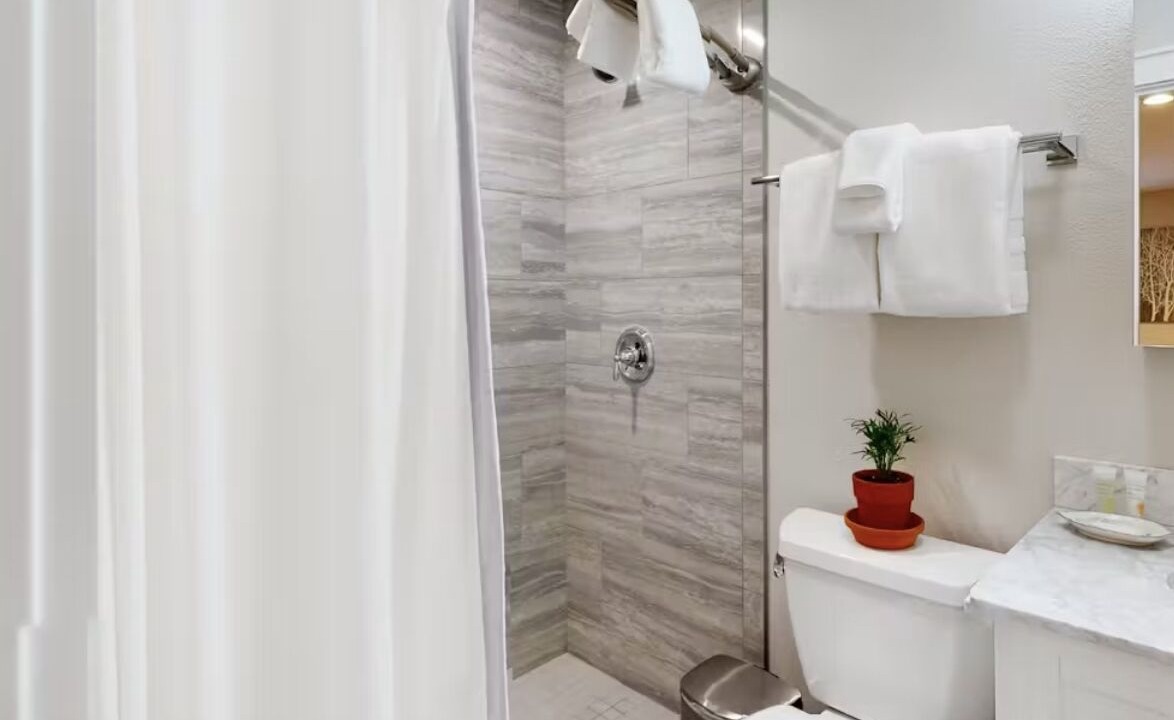 Photo of Bathroom in Eureka