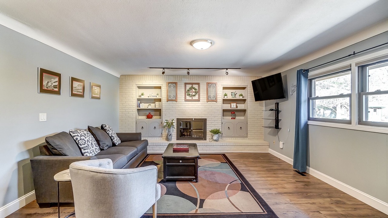 Photo of Livingroom in Bowling Green