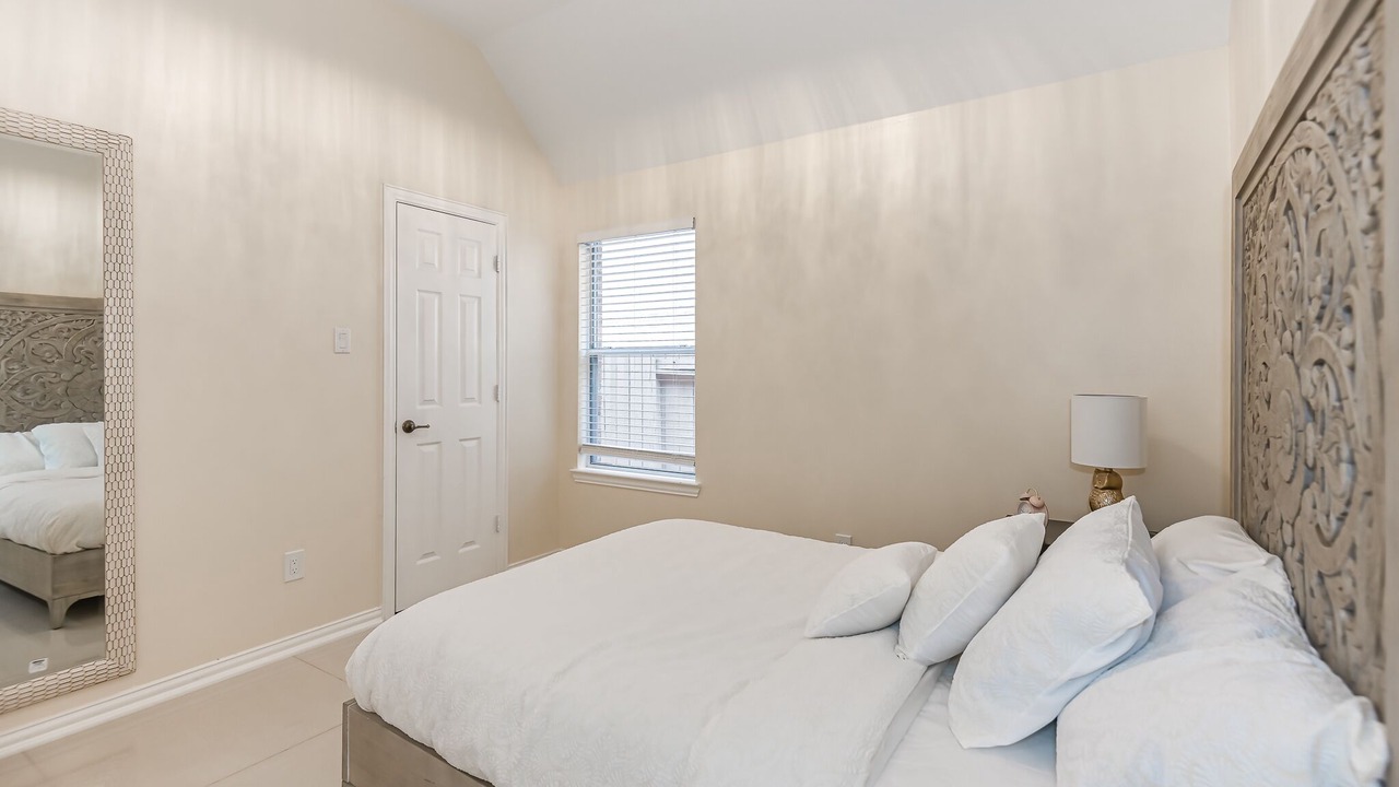 Photo of Bedroom in Sydney Harbour