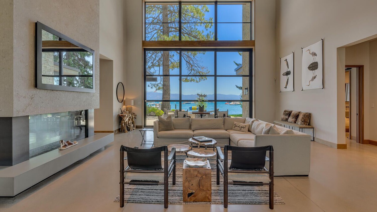 Photo of Livingroom in Carnelian Bay