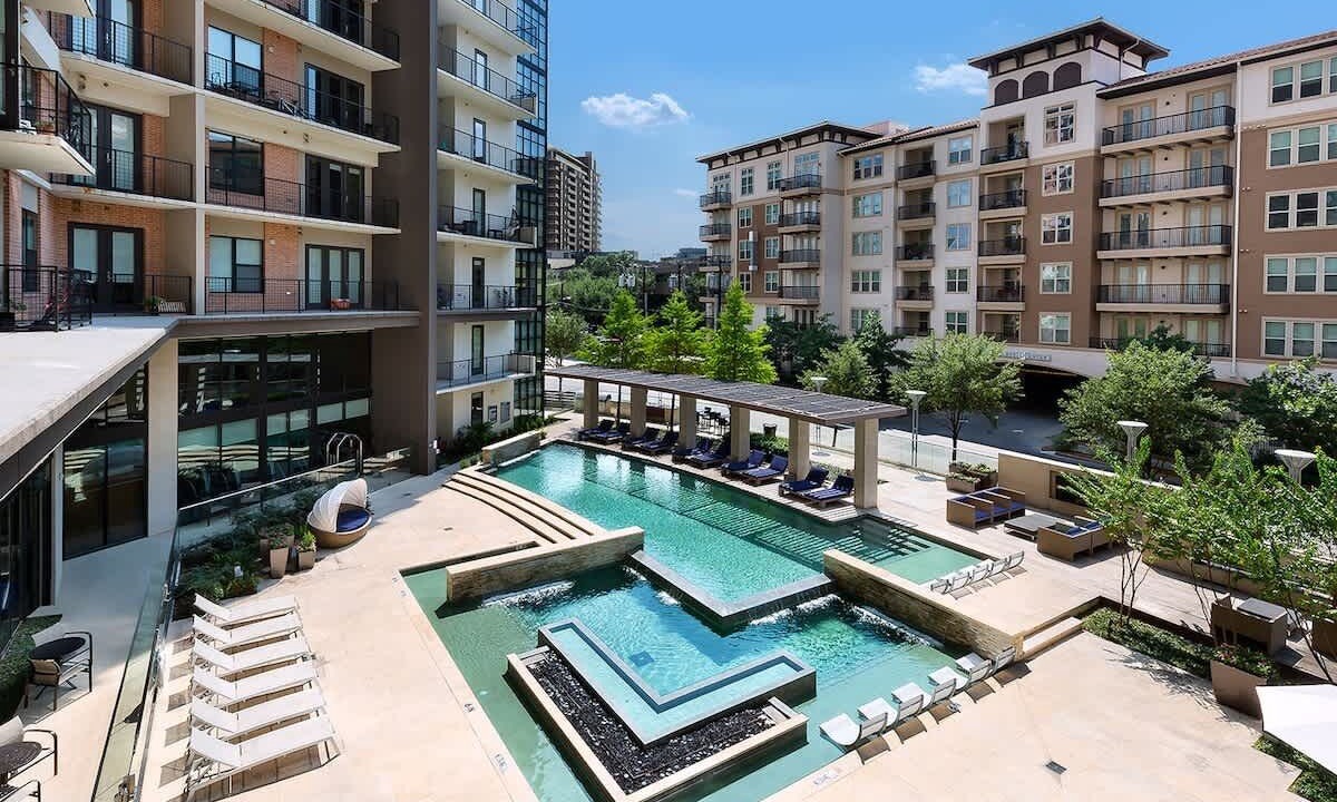 Photo of Outdoor in Uptown