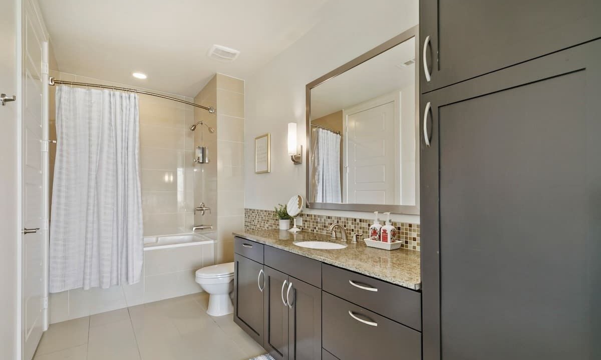 Photo of Bathroom in Uptown