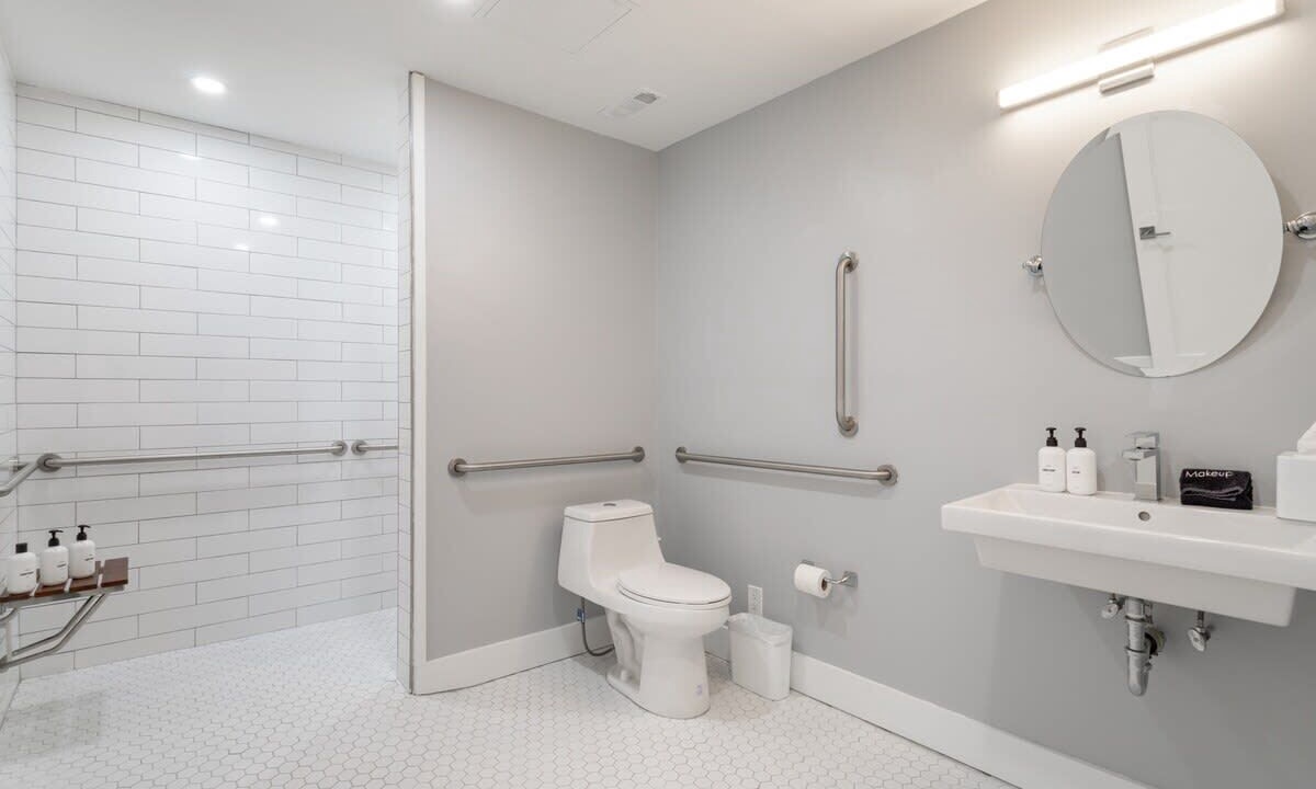 Photo of Bathroom in Center City East